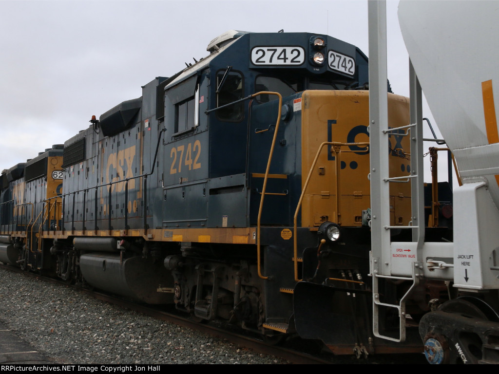 CSX 2742